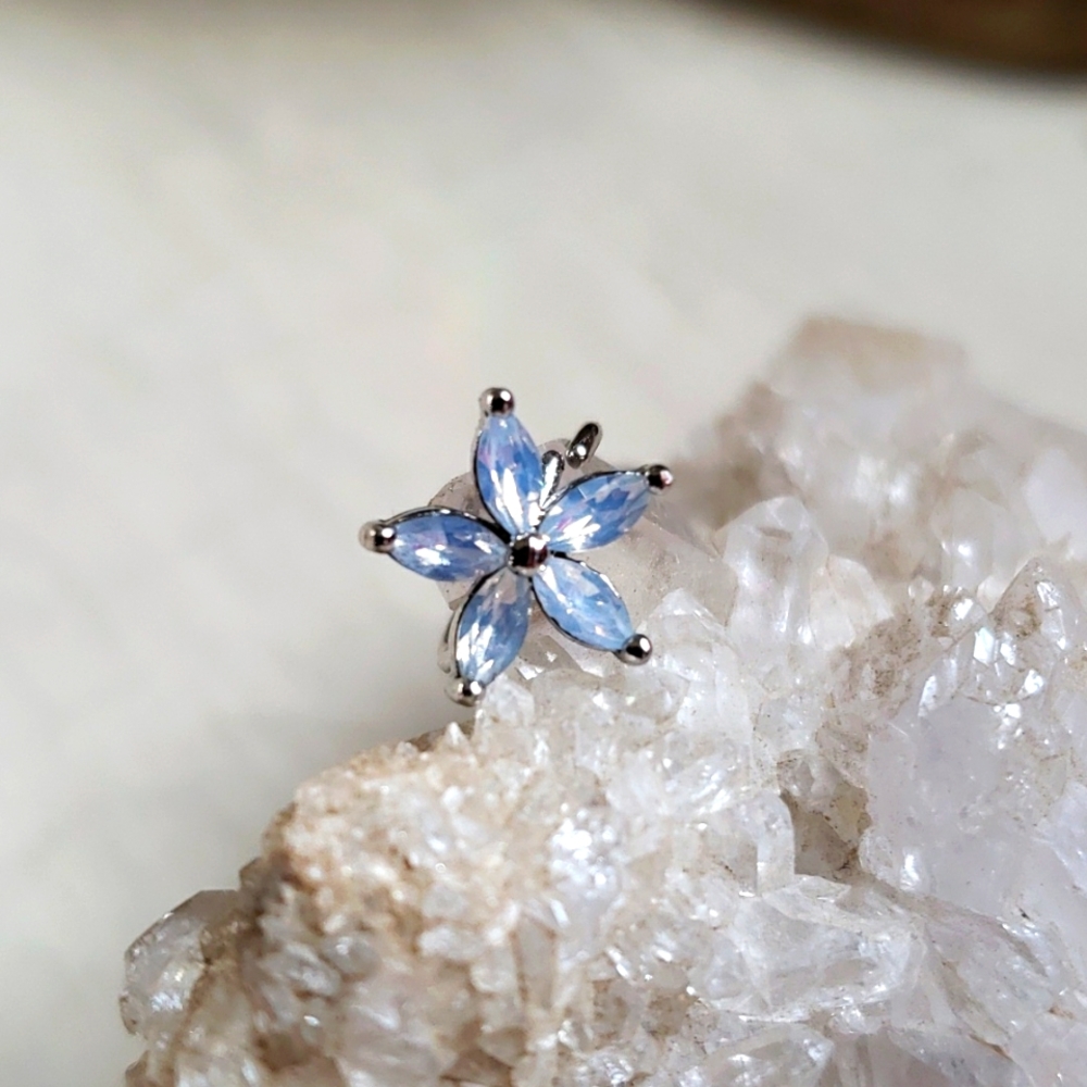 Body Candy Large Opalescent Crystal Flower Nose Ring